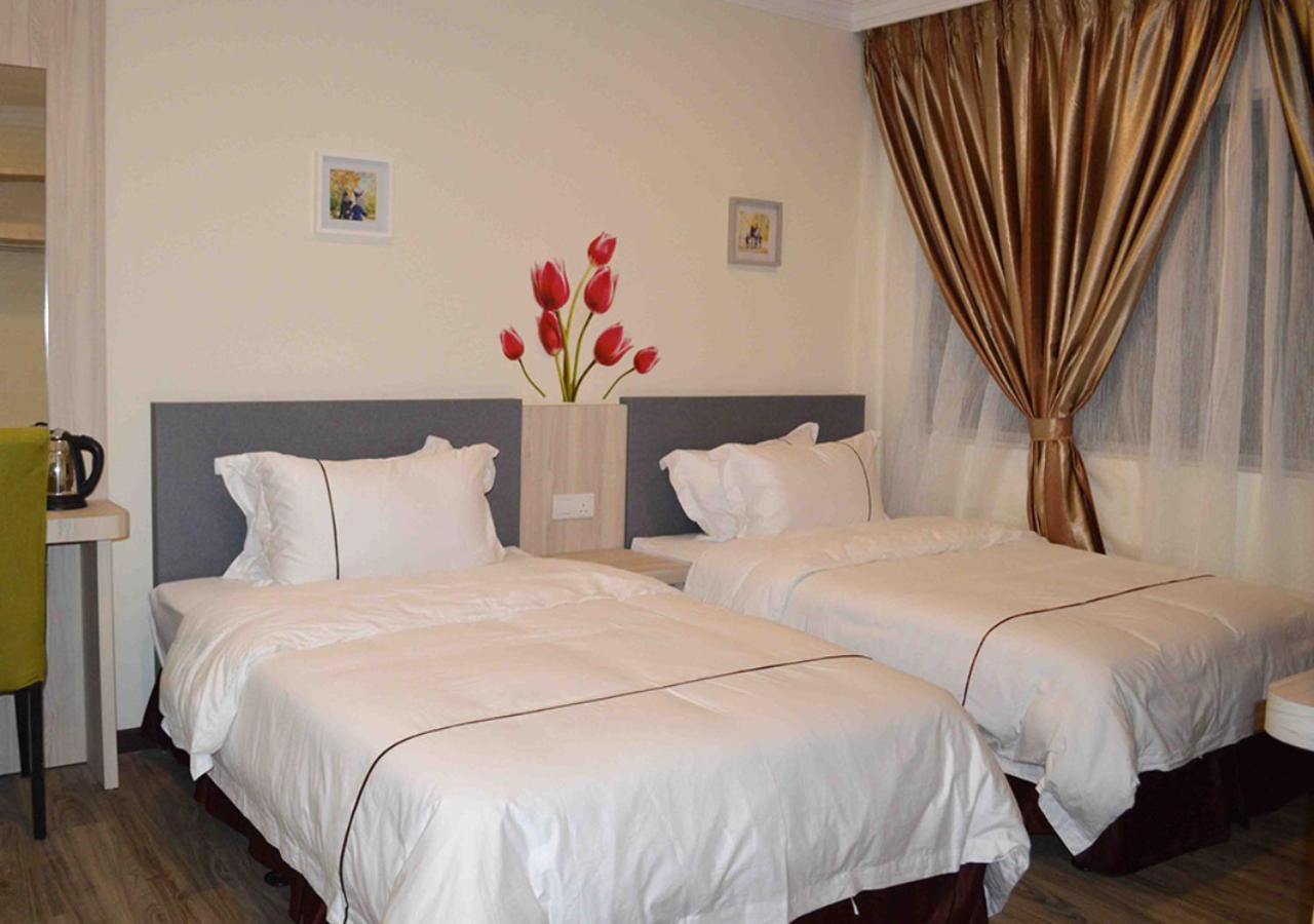 טלוק אינטן Angsoka Hotel מראה חיצוני תמונה