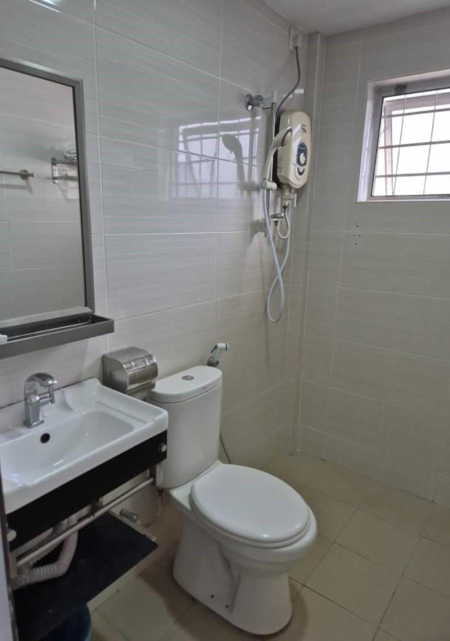 טלוק אינטן Angsoka Hotel מראה חיצוני תמונה