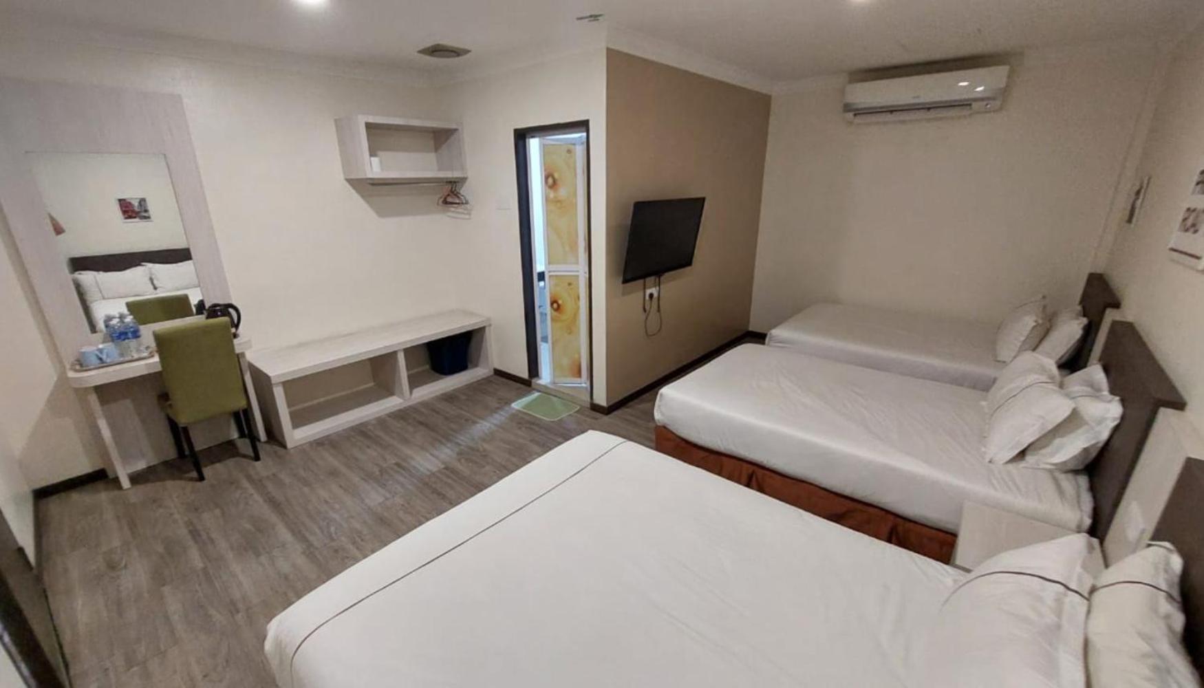 טלוק אינטן Angsoka Hotel מראה חיצוני תמונה