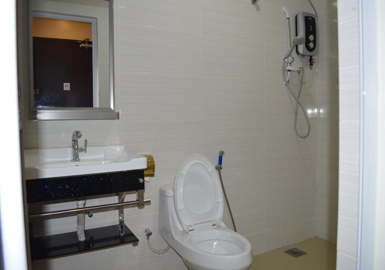 טלוק אינטן Angsoka Hotel מראה חיצוני תמונה
