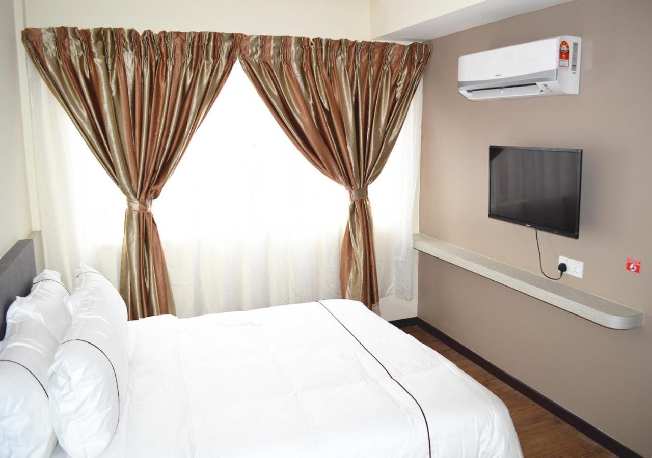 טלוק אינטן Angsoka Hotel מראה חיצוני תמונה
