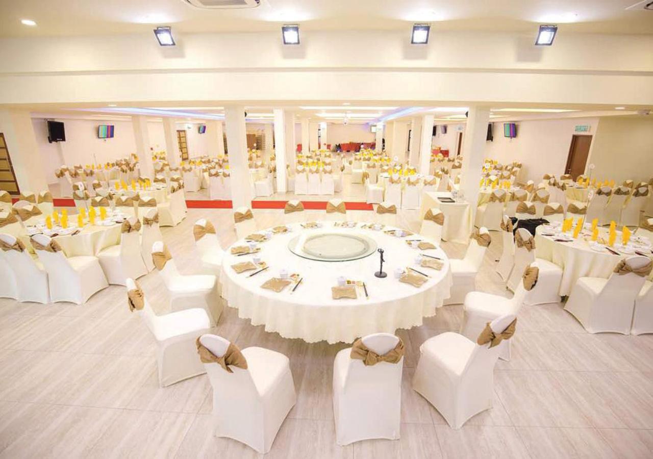 טלוק אינטן Angsoka Hotel מראה חיצוני תמונה