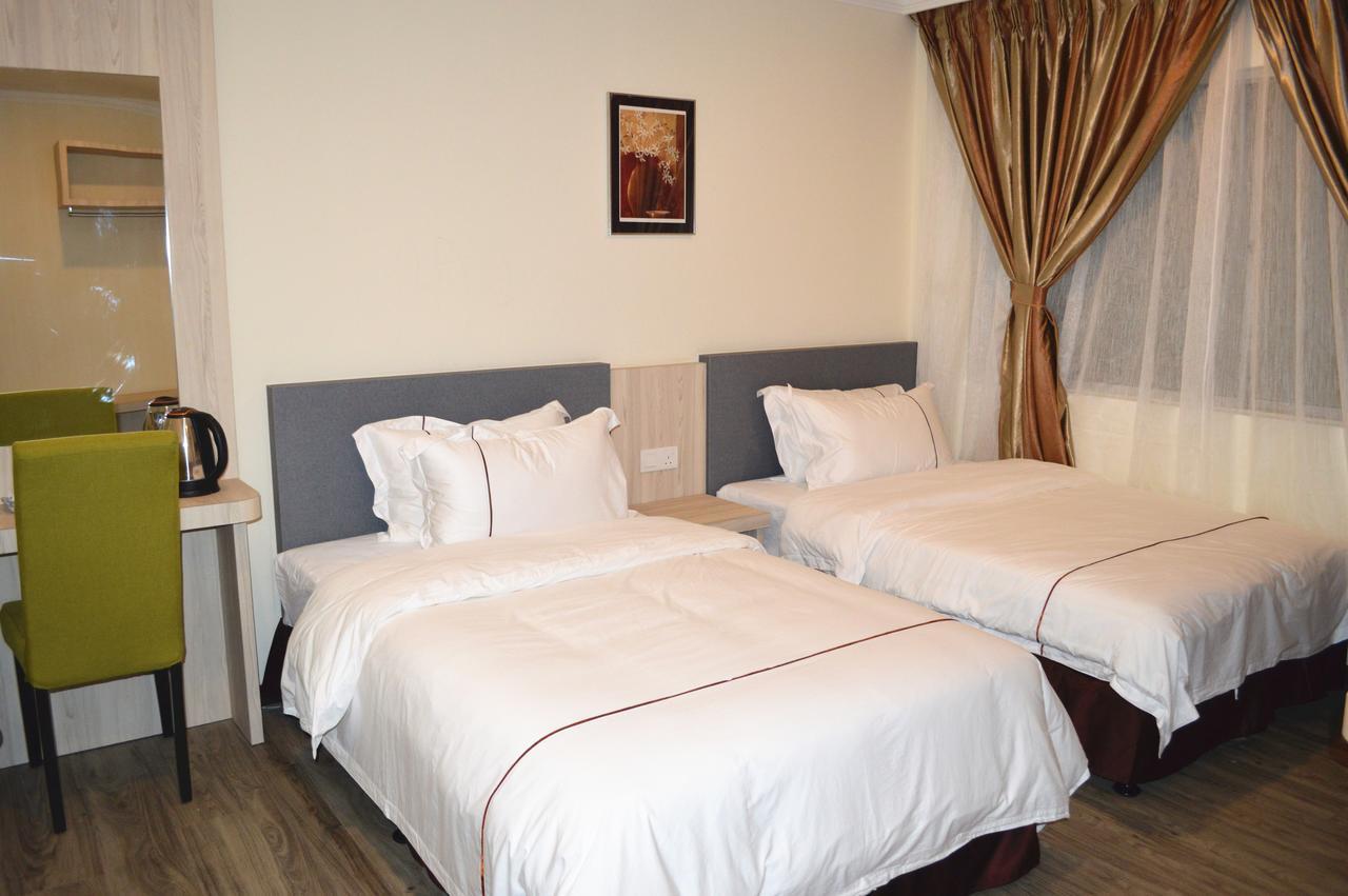 טלוק אינטן Angsoka Hotel מראה חיצוני תמונה