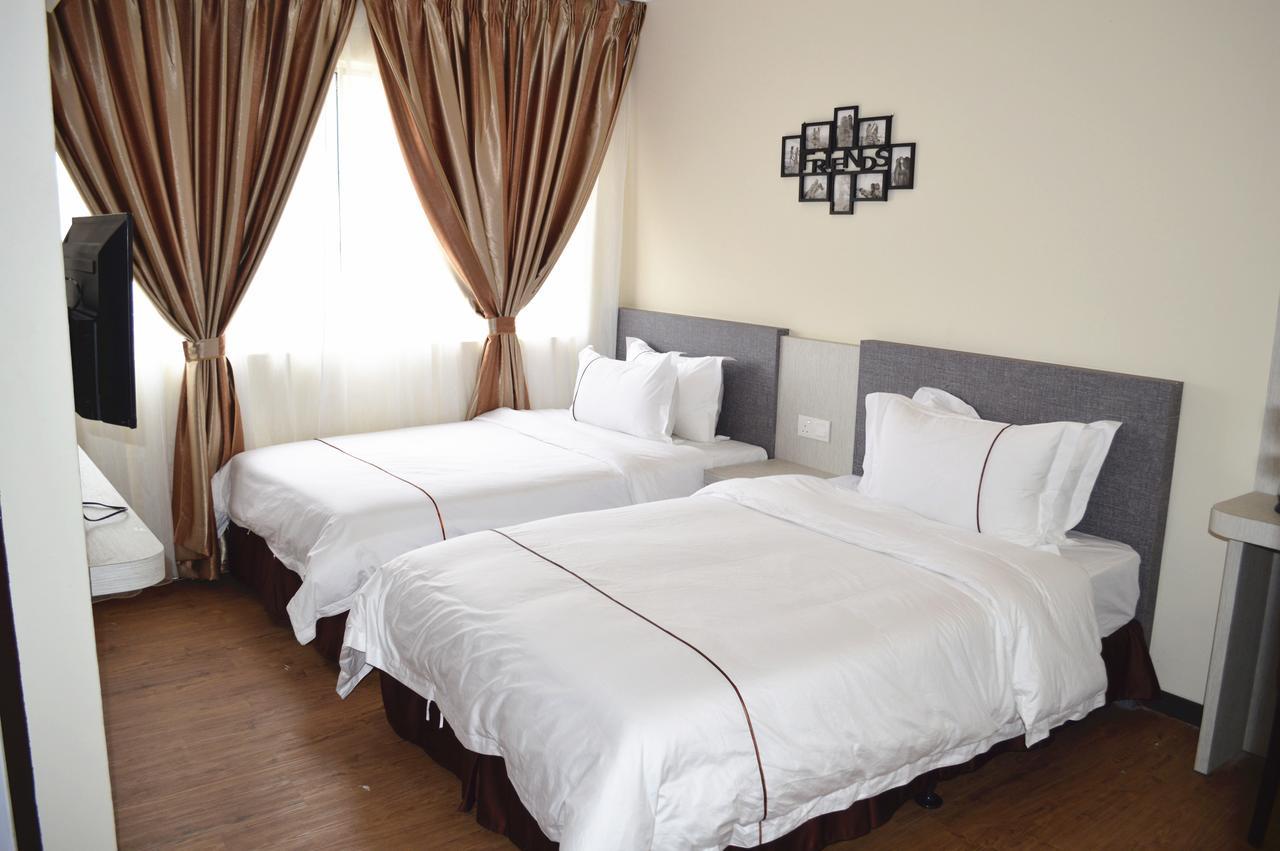 טלוק אינטן Angsoka Hotel מראה חיצוני תמונה