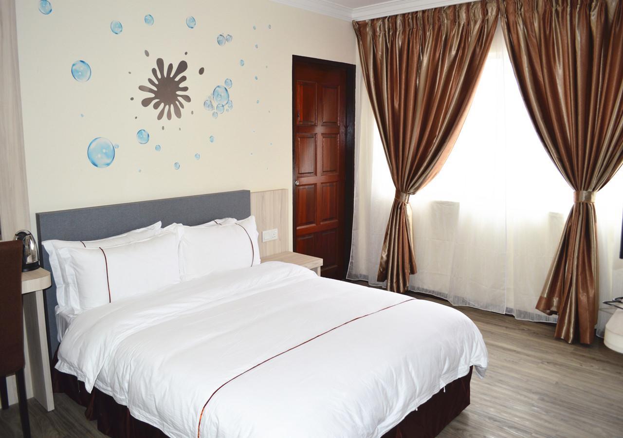 טלוק אינטן Angsoka Hotel מראה חיצוני תמונה
