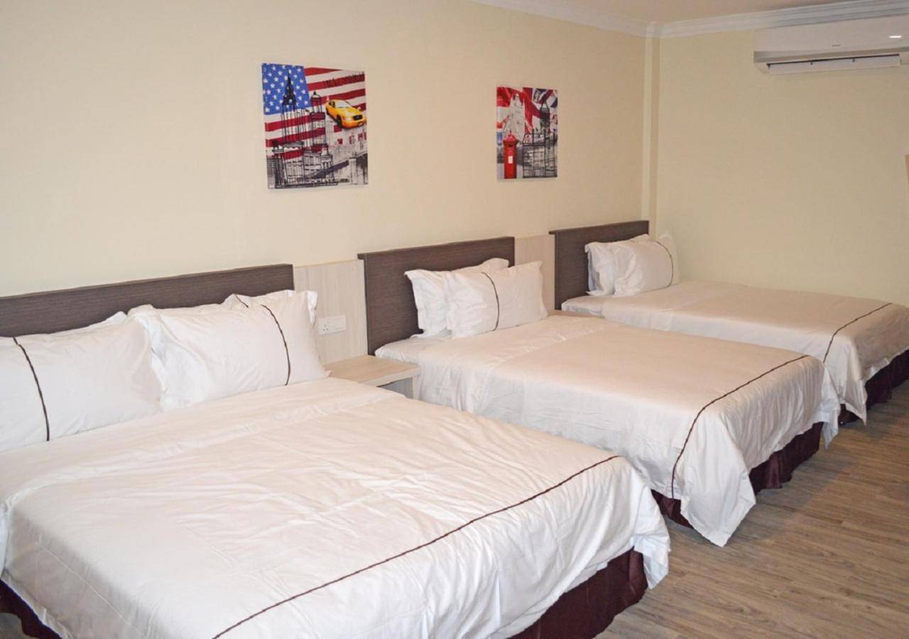 טלוק אינטן Angsoka Hotel מראה חיצוני תמונה