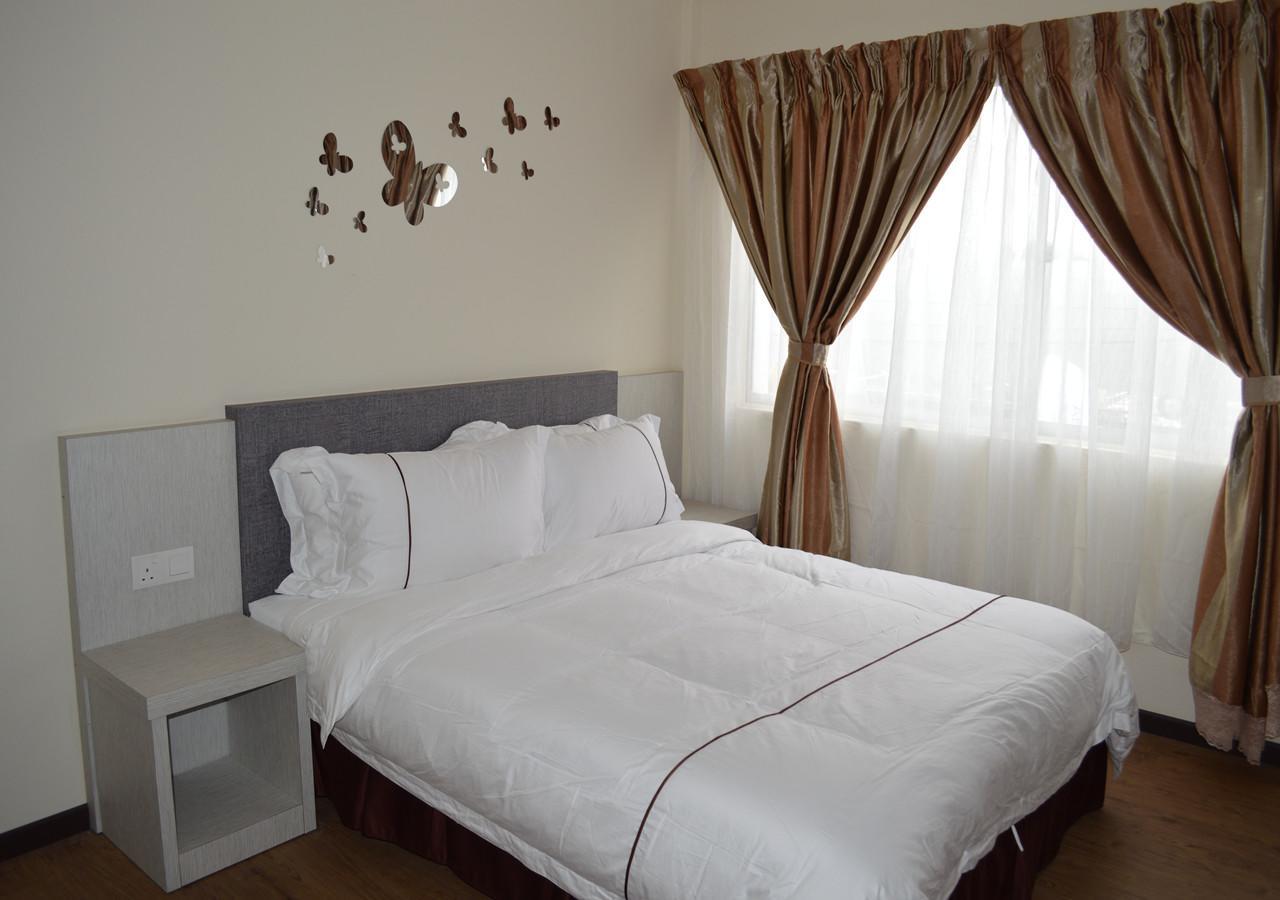 טלוק אינטן Angsoka Hotel מראה חיצוני תמונה