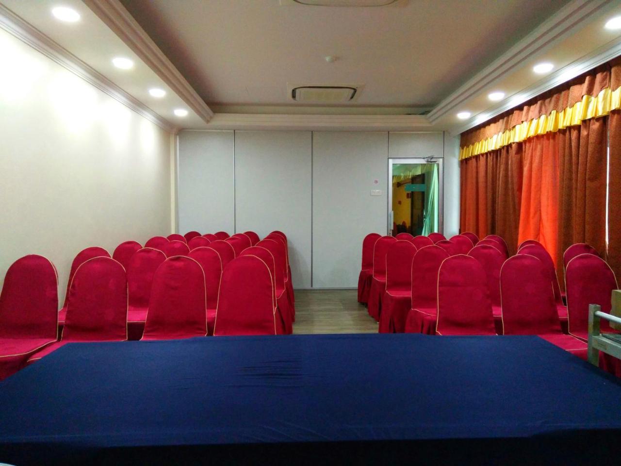 טלוק אינטן Angsoka Hotel מראה חיצוני תמונה
