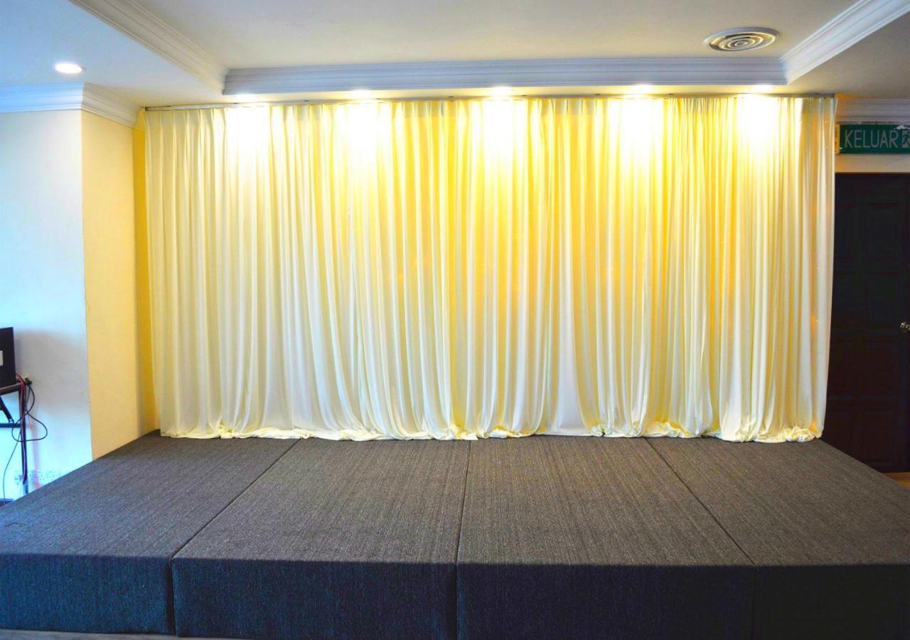 טלוק אינטן Angsoka Hotel מראה חיצוני תמונה