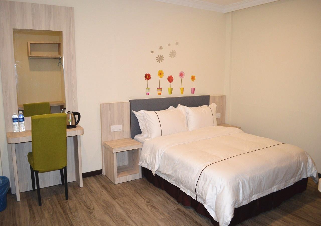 טלוק אינטן Angsoka Hotel מראה חיצוני תמונה